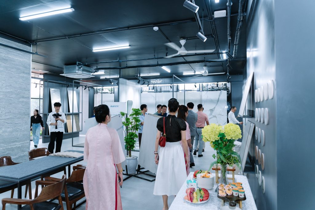 Không gian mẫu phòng tắm 4