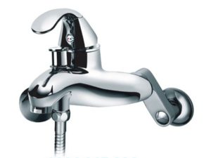 Vòi Sen Tắm Nóng Lạnh 3 voi sen tam nong lanh 3