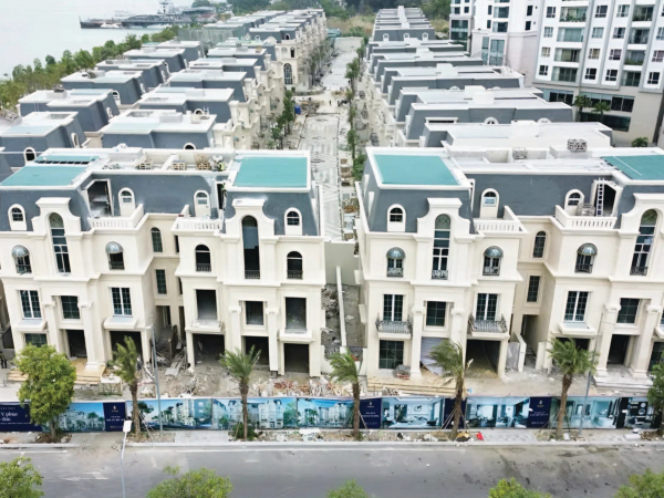 ngoi da den tu nhien cao cap 7