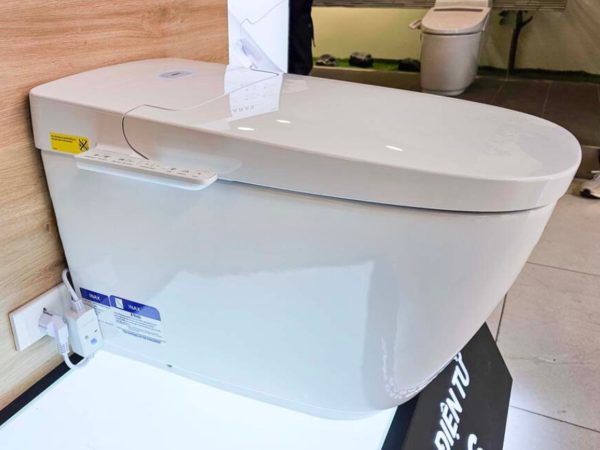 Bồn cầu điện tử Inax SARAS AC-816VN