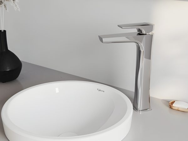 Voi chau cao mot lo VG143.1 2