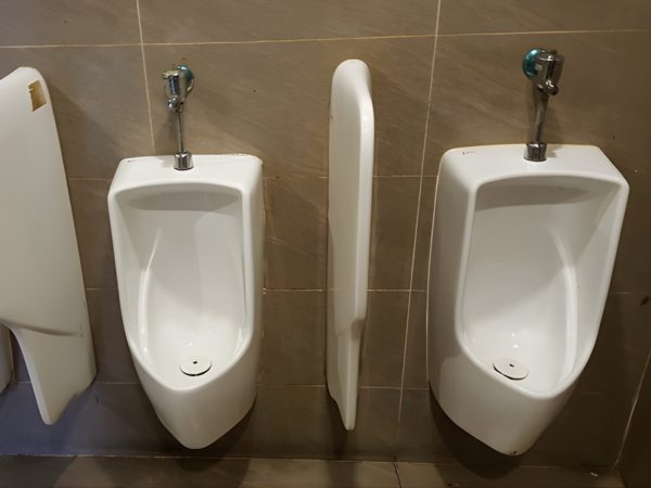 bon tieu nam inax AU 431VR 2