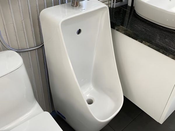 bồn tiểu nam inax AU-468V