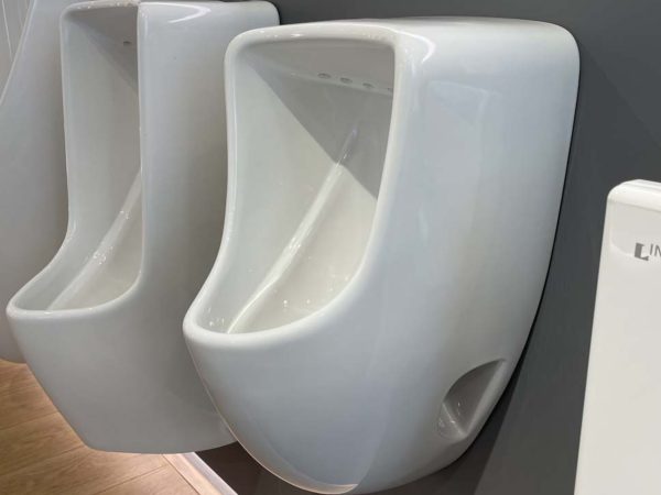 bon tieu nam inax U 440V